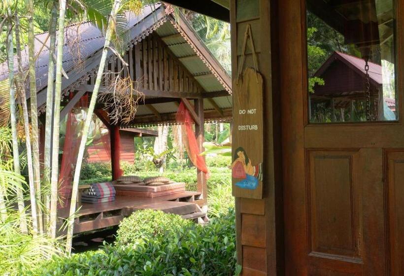 Otel Leeloo Paradise