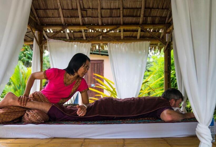 Otel Leeloo Paradise