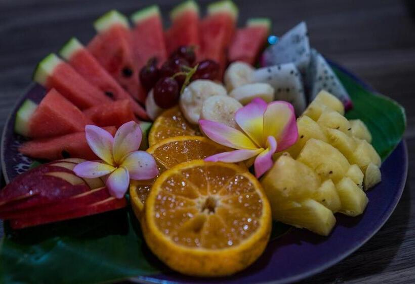 Otel Leeloo Paradise