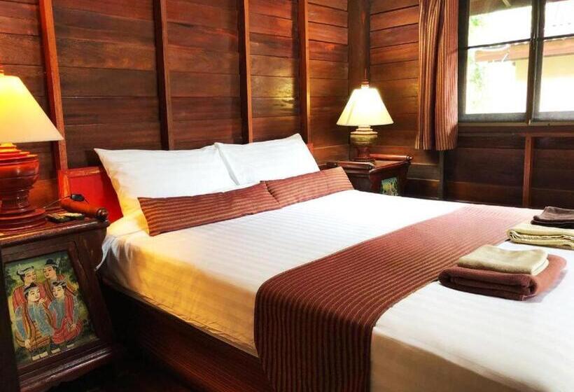 Otel Leeloo Paradise