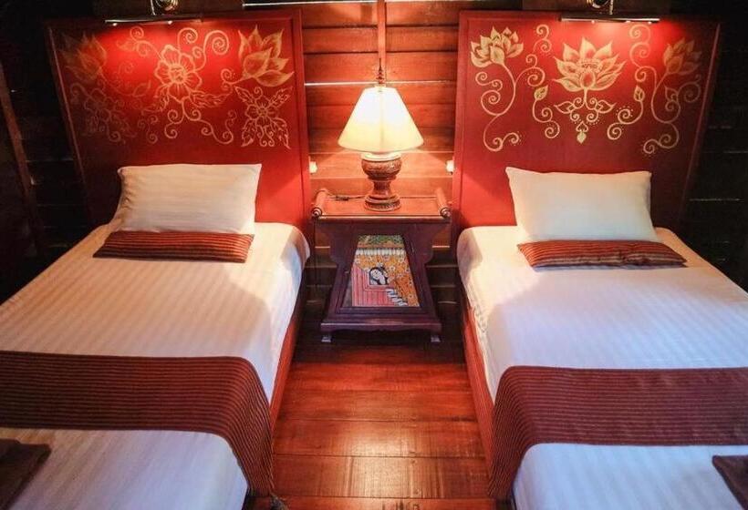 Otel Leeloo Paradise