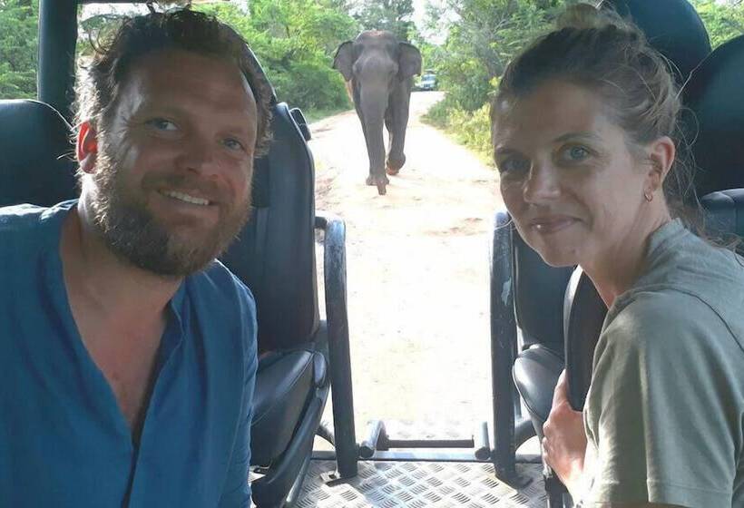 ホテル Mahoora Yala By Eco Team