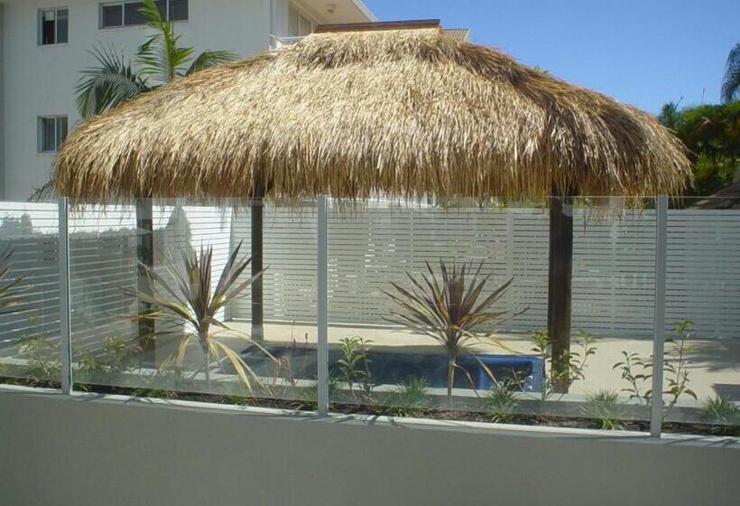 Отель Mariner Shores Club