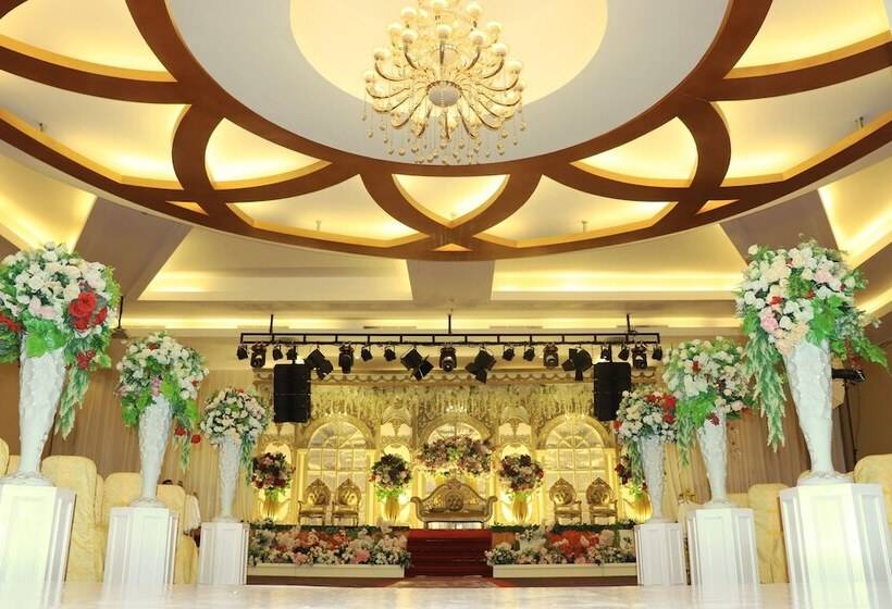 ホテル New Hollywood