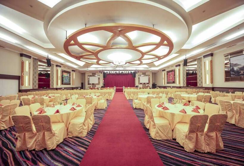 ホテル New Hollywood