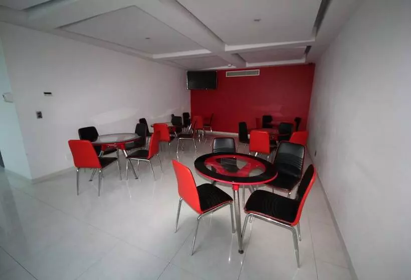 ホテル Puente Grande