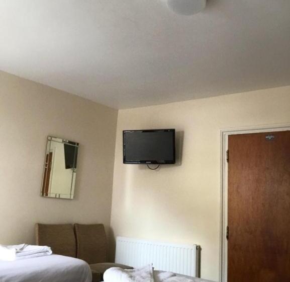 בית מלון כפרי Royal Britannia