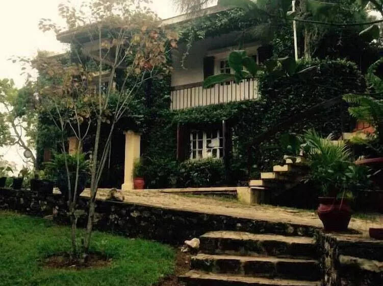 هتل روستایی Ranch Le Montcel