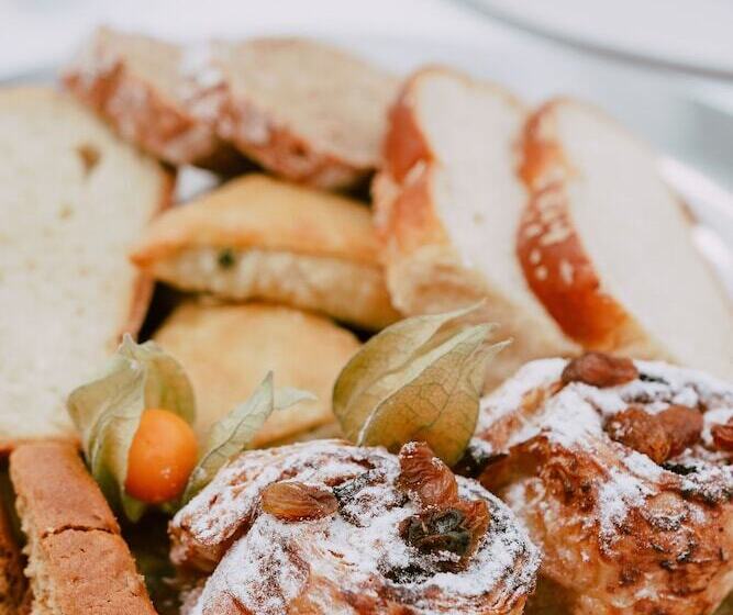 Morfes Luxury Suites By Caldera Houses