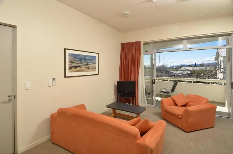 Parkside Motel