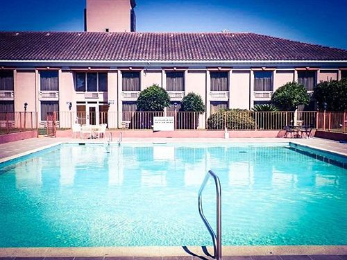 Regency Hotel & Conference Center