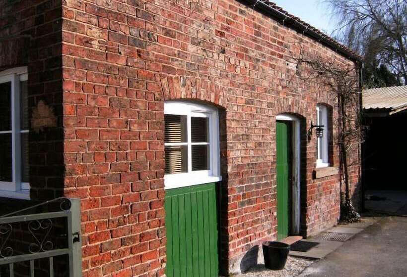 The Stables At Owlett Hall