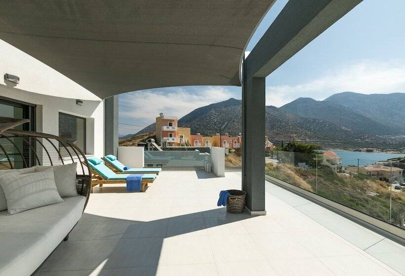 Villa Elli   Villa Athina