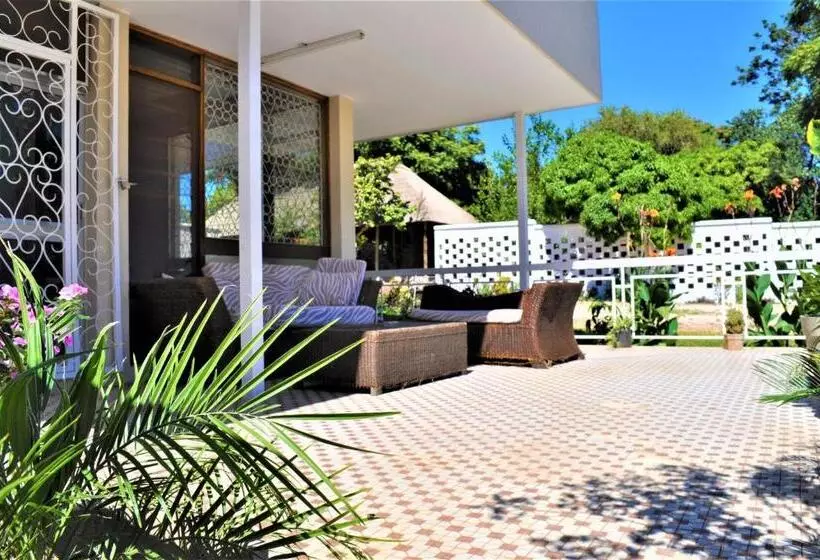 هاستل Natwange Backpackers