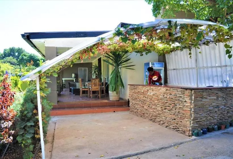 هاستل Natwange Backpackers