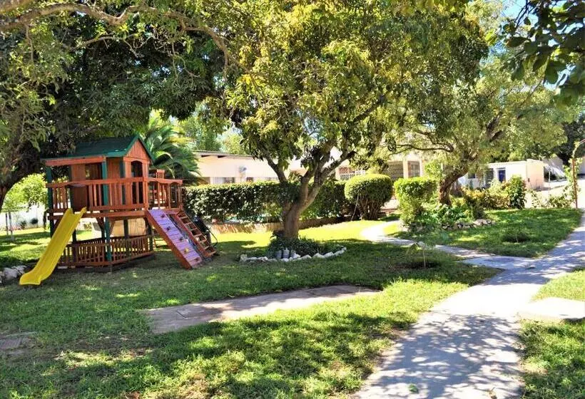 هاستل Natwange Backpackers