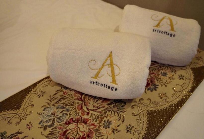 هتل Art Cottage Boutique