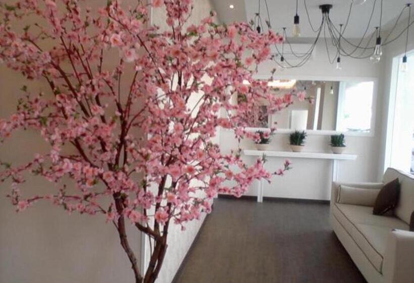 هتل Art Cottage Boutique