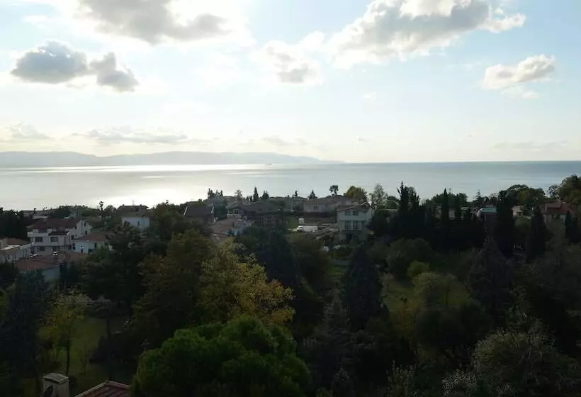 هتل Bayramoglu Resort