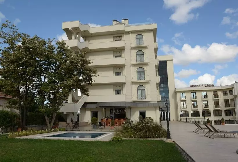 هتل Bayramoglu Resort