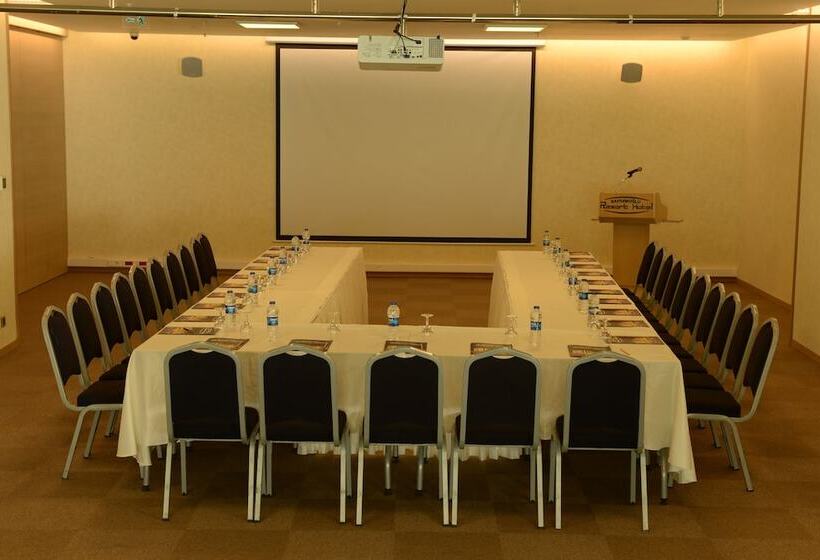 هتل Bayramoglu Resort