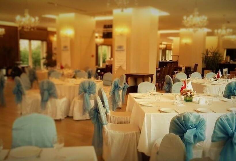 هتل Bayramoglu Resort