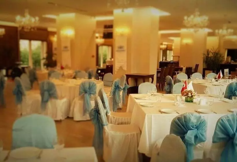 هتل Bayramoglu Resort