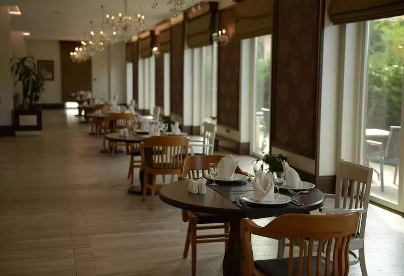 هتل Bayramoglu Resort