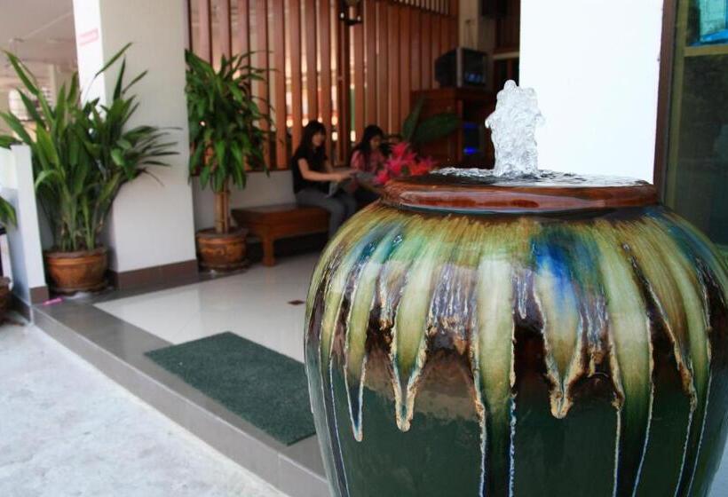 בית מלון כפרי Choktawee Mansion Lampang