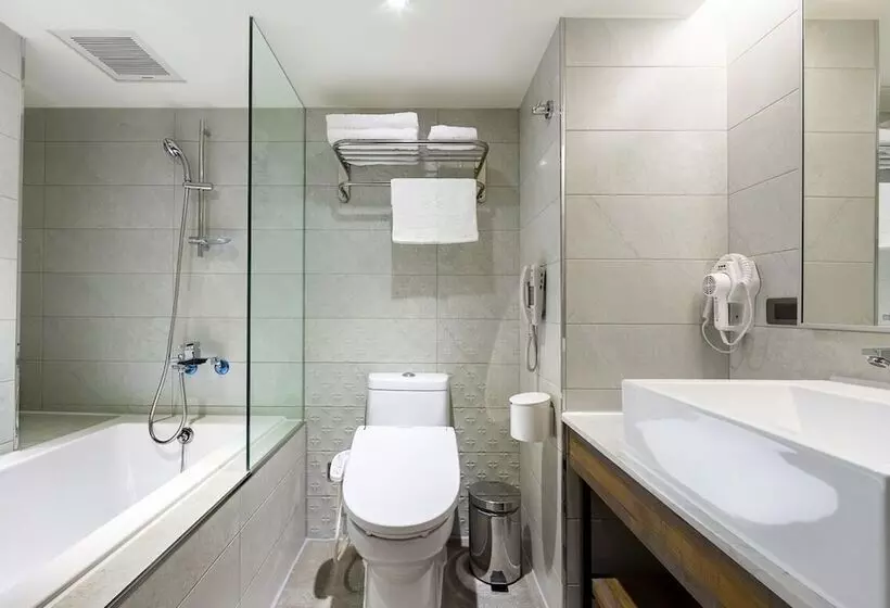 هتل Lan Kwai Fong Garden