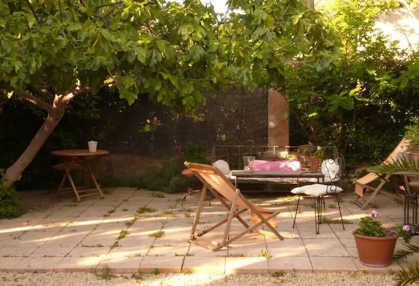 Hotelli Maison Bagatelle