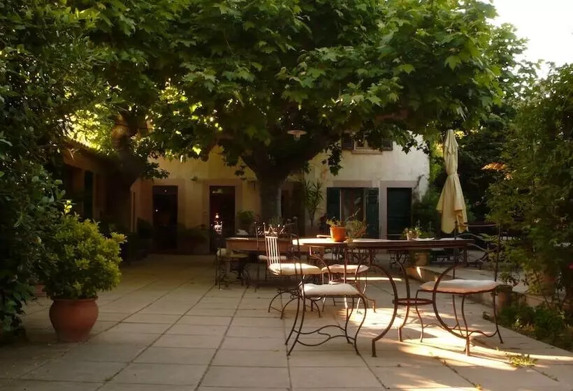 Hotelli Maison Bagatelle