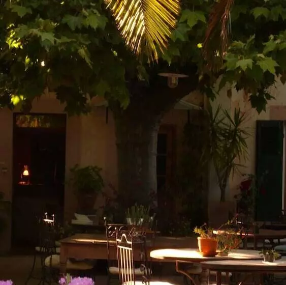 Hotelli Maison Bagatelle