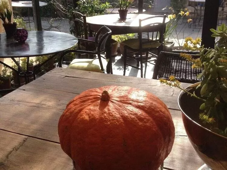 Hotelli Maison Bagatelle