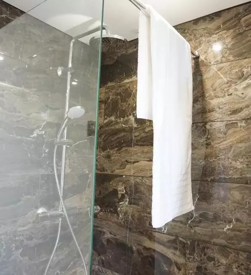 Hotelli Maison Bagatelle