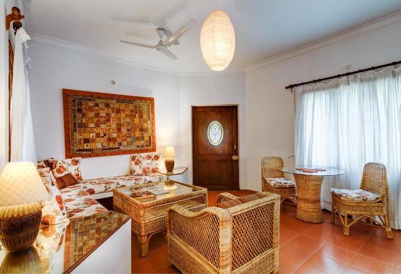 Cozy One Bedroom Apartment On Holiday Street, 2 Minutes Walk To Calangute Beach