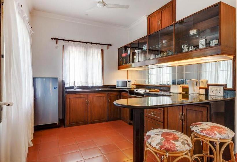 Cozy One Bedroom Apartment On Holiday Street, 2 Minutes Walk To Calangute Beach