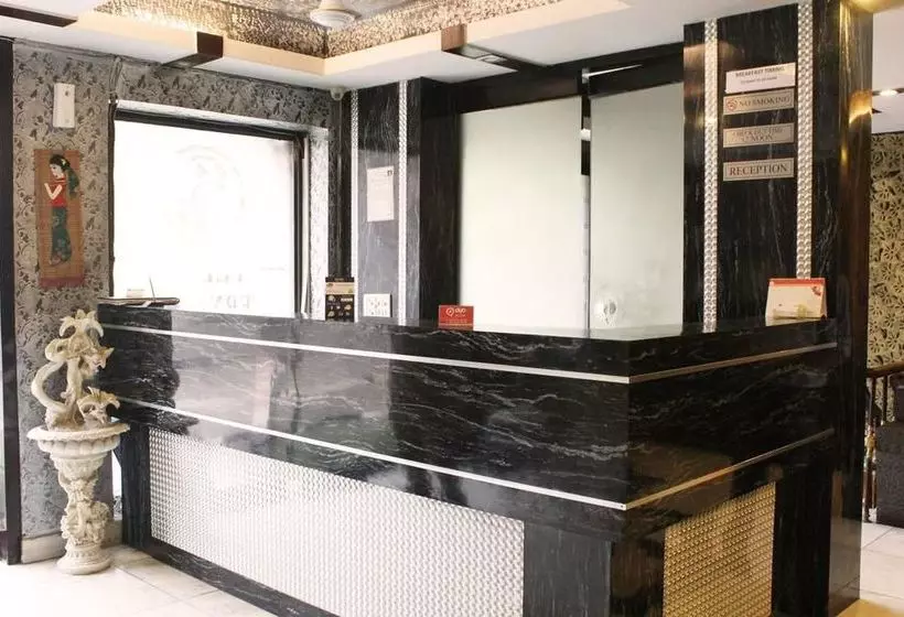 ホテル Oyo Rooms Rajendra Place Metro Station
