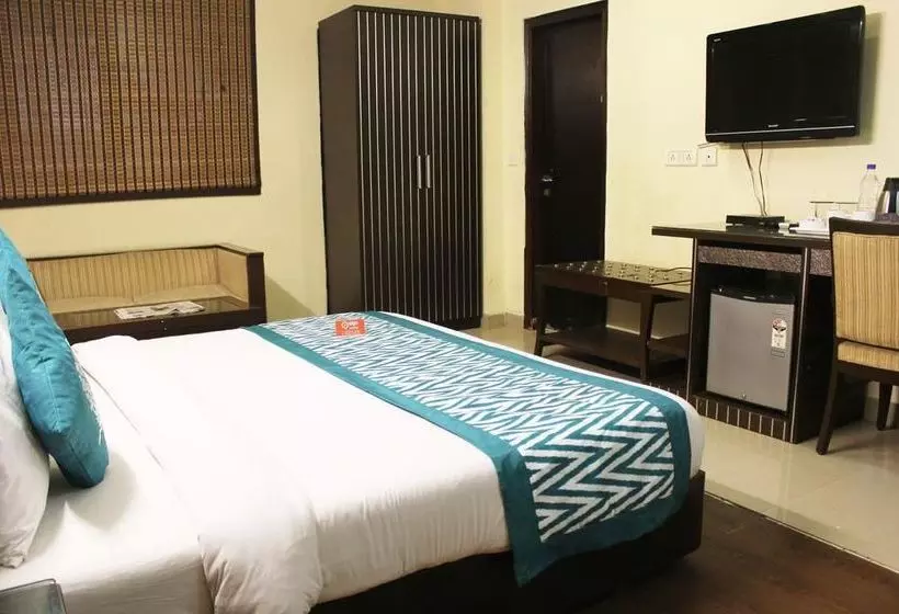 ホテル Oyo Rooms Rajendra Place Metro Station