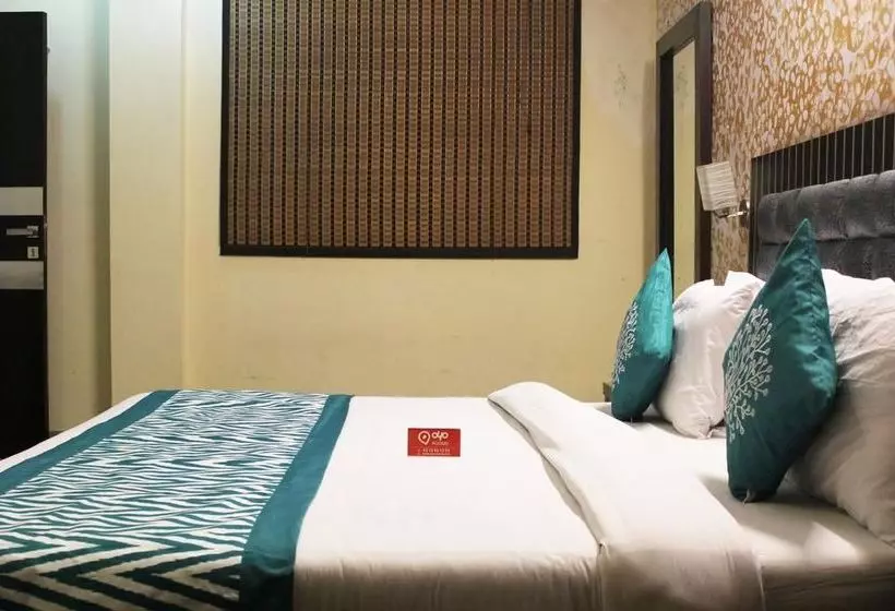 ホテル Oyo Rooms Rajendra Place Metro Station