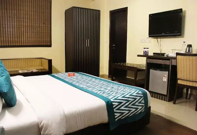 ホテル Oyo Rooms Rajendra Place Metro Station