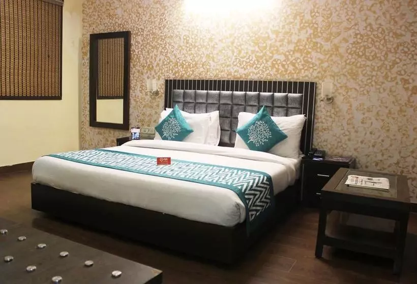 ホテル Oyo Rooms Rajendra Place Metro Station