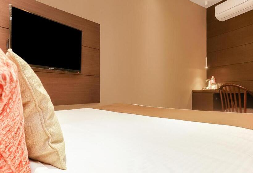 酒店 Treebo Premium Niraali Executive