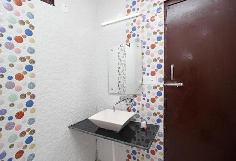 ホテル Oyo Rooms Valley View Picture Palace