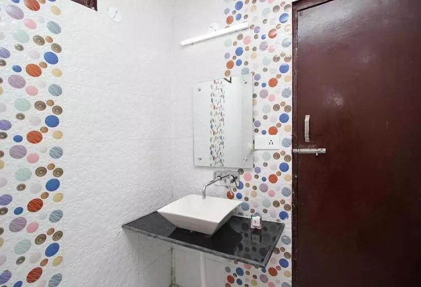 ホテル Oyo Rooms Valley View Picture Palace