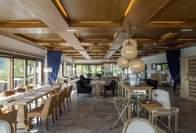 Puebloastur Eco Resort Hotel & Spa