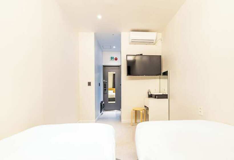 Hotel U Stay Myeongdong