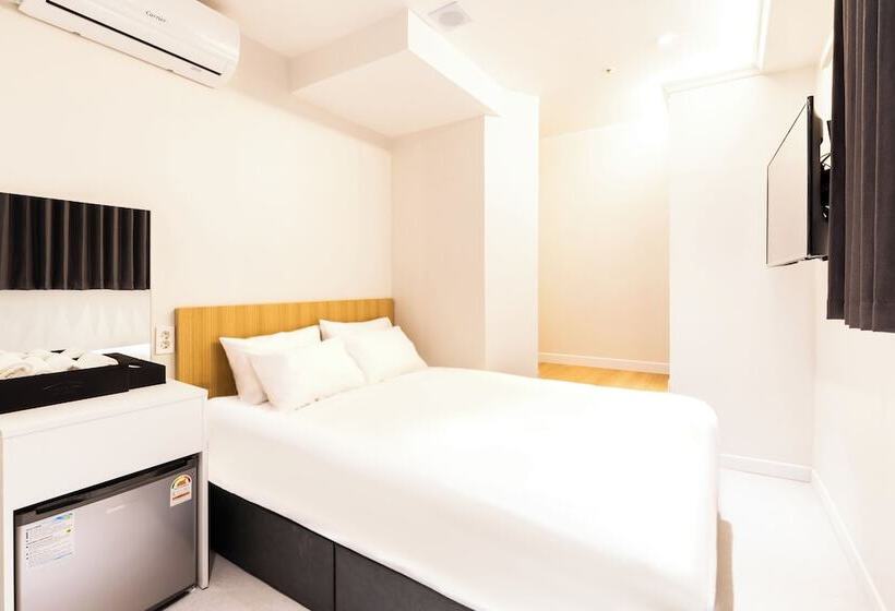 Hotel U Stay Myeongdong
