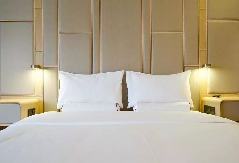 Ji Hotel Shanghai Huai Hai