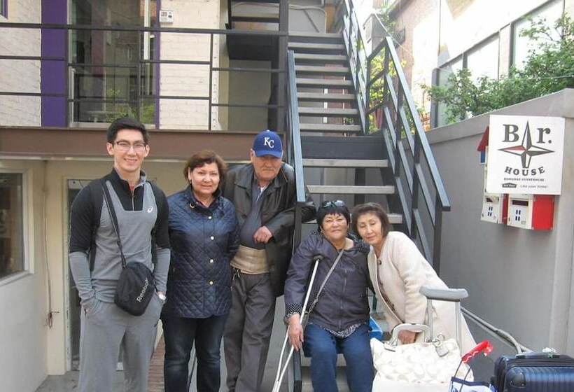 بنسيون Br. Guesthouse Hongdae